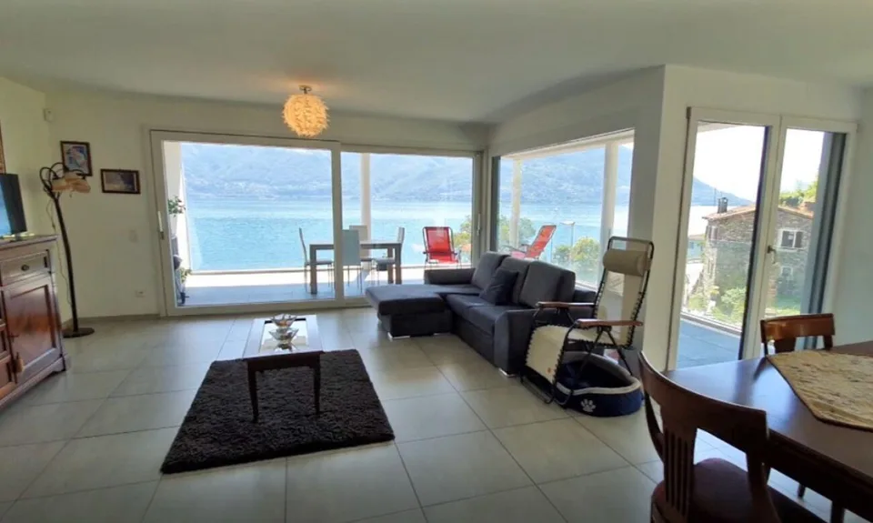 3 ½-Zimmer-Wohnung mit Terrasse und  PanoramaSicht auf den Lago Mag...