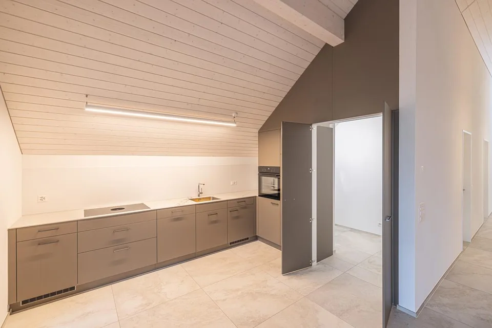 3½-Zimmer-Attika mit 109m² & 28m² Loggia - modernes Wohnen in Roggwil