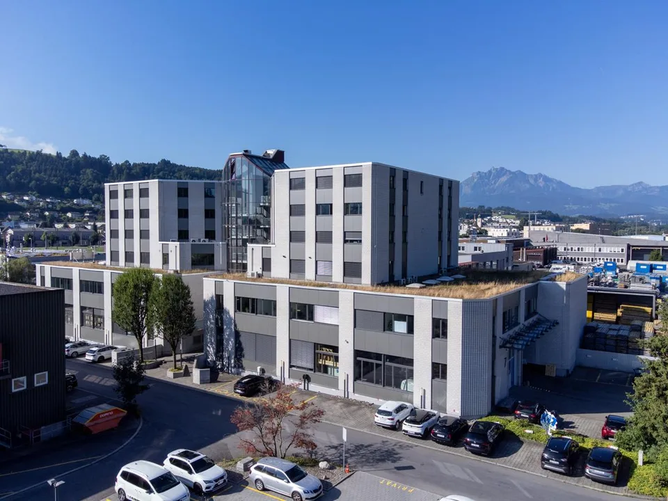 Hochwertig ausgebaute Bürofläche von 159 m² an zentraler Lage