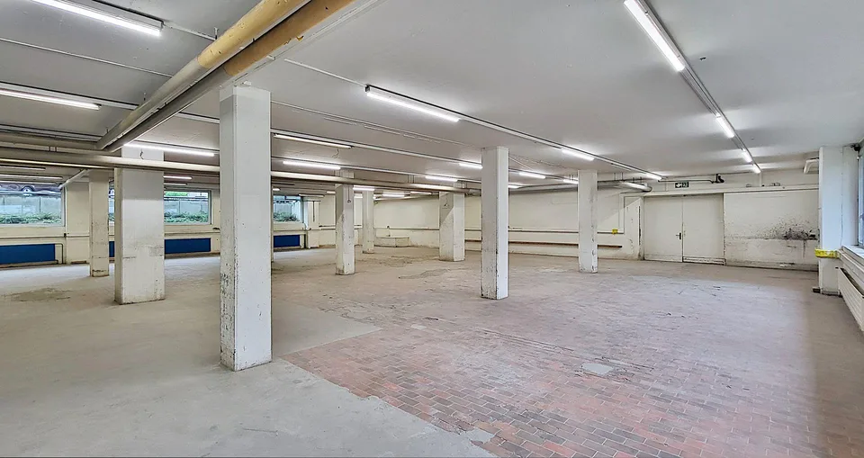 "717 m² Gewerbefläche mit Anlieferung!"