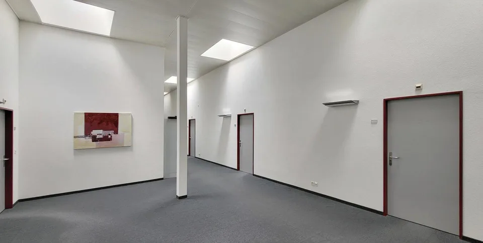 "1'101 m² Bürofläche in Wetzikon zu vermieten"