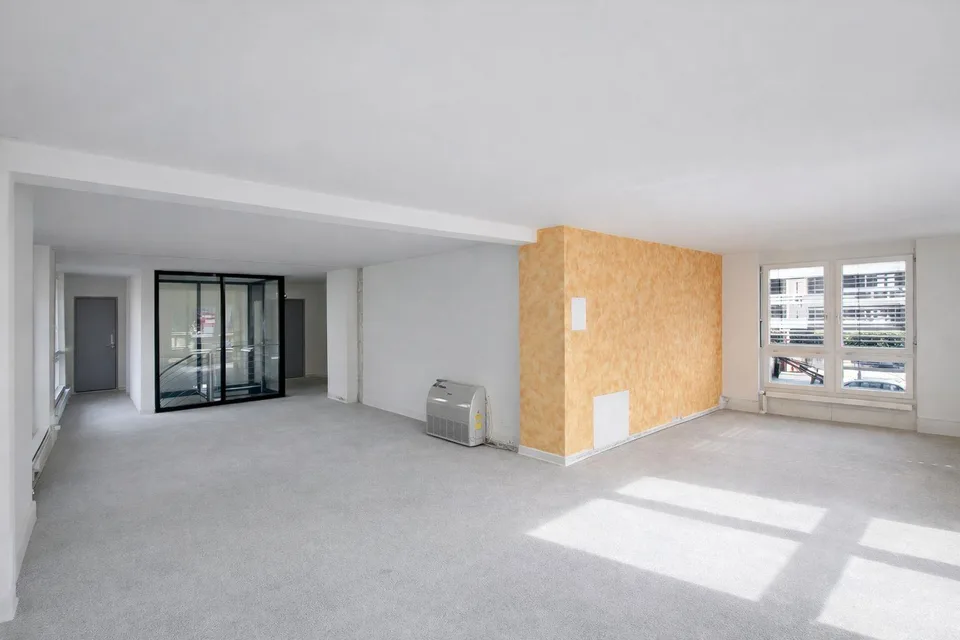 Spannende und helle Bürofläche mitten in Affoltern - 149 m2! – Foto 8 von 13
