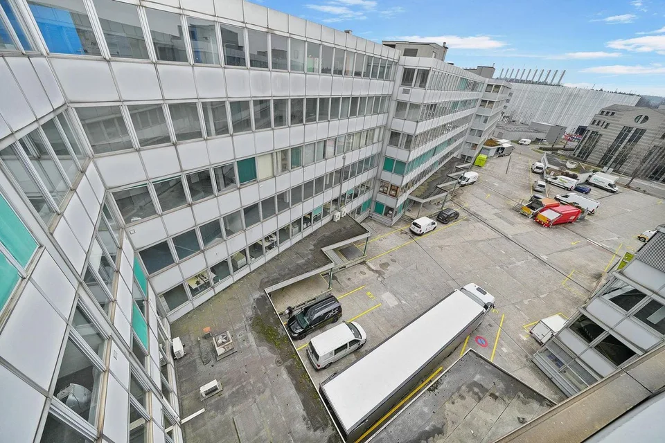 "Praktische Gewerbefläche mit 1'000 kg/m² Bodenlast - Aussicht inkl.!" – foto 12 di 13