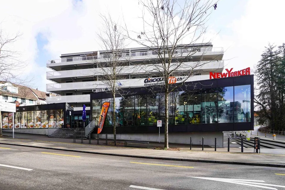 "699 m² Verkaufsfläche direkt neben New Yorker!"