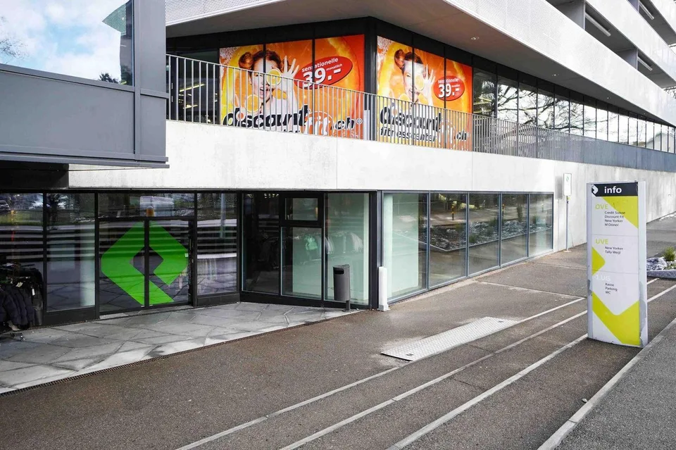 "699 m² Verkaufsfläche direkt neben New Yorker!"
