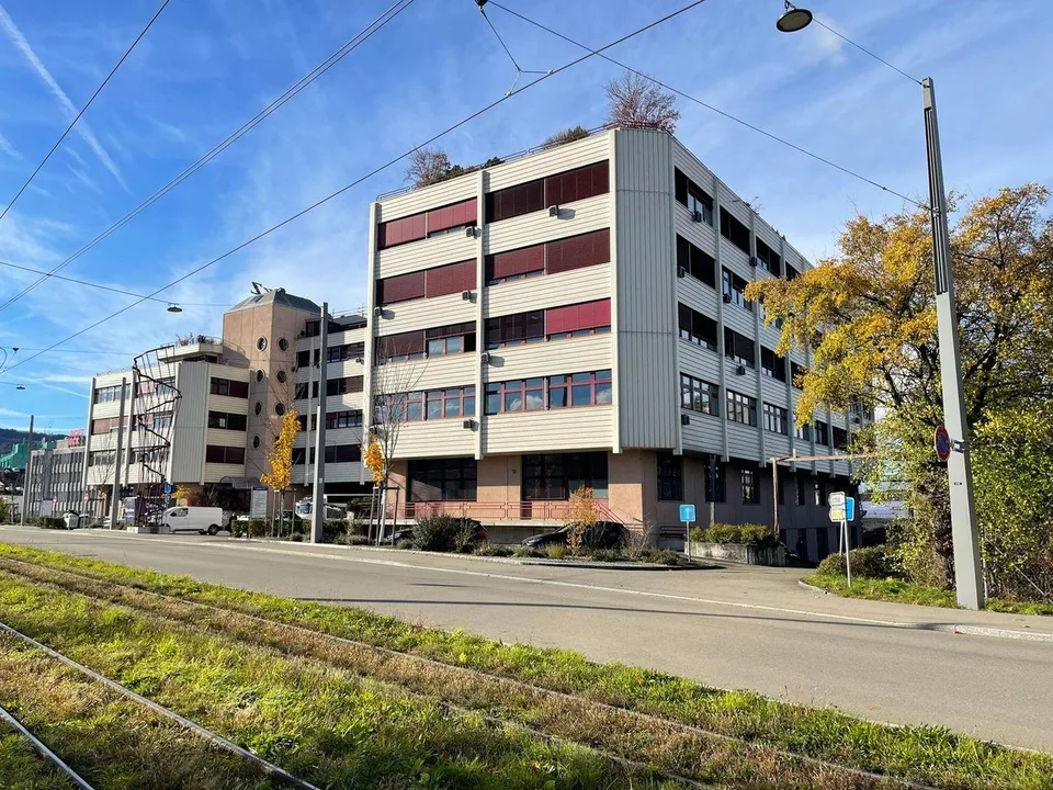 "Spannende, klimatisierte Gewerbe-/Büroräume in Urdorf!" – Foto 13 von 14