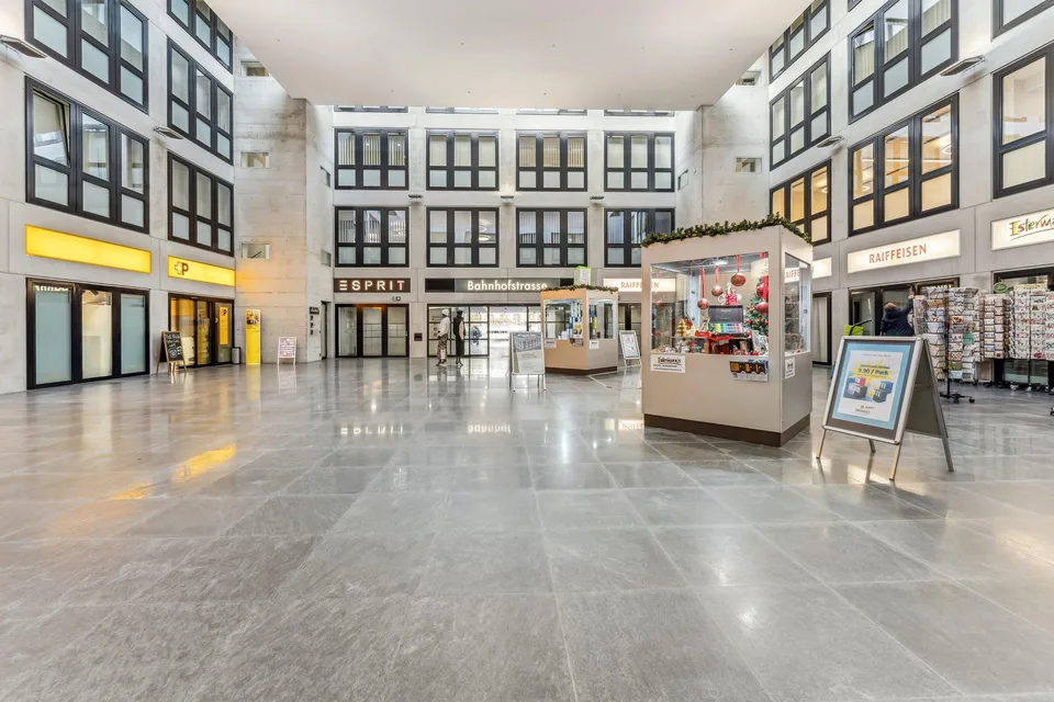 Stadthof Sursee - Idealbüro 36 m² im modernen Geschäftshaus