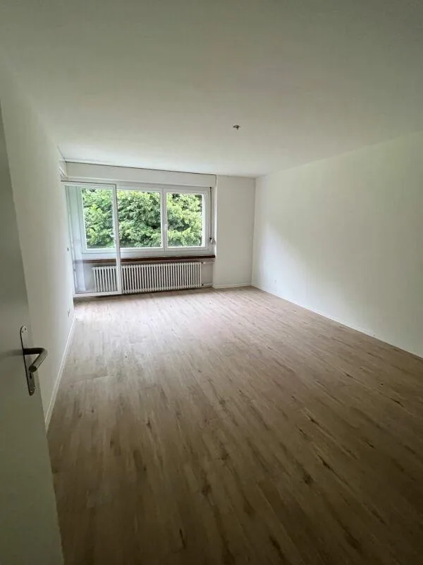2.5 Zimmer Wohnung mit Gartensitzplatz