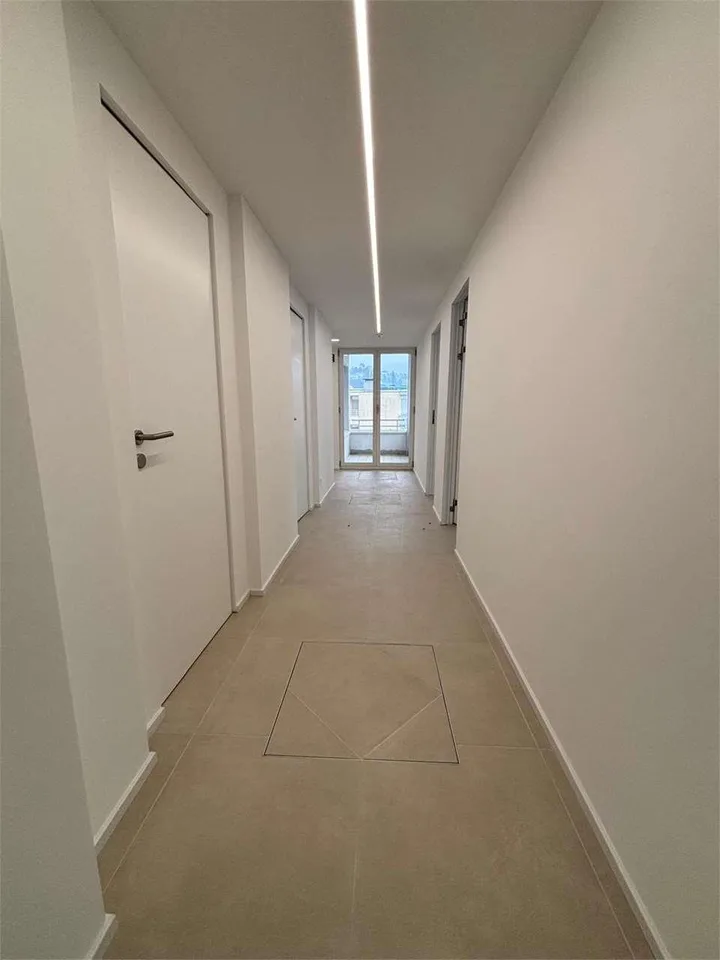 Uffici ristrutturati varie maetrature – Foto 8 von 13