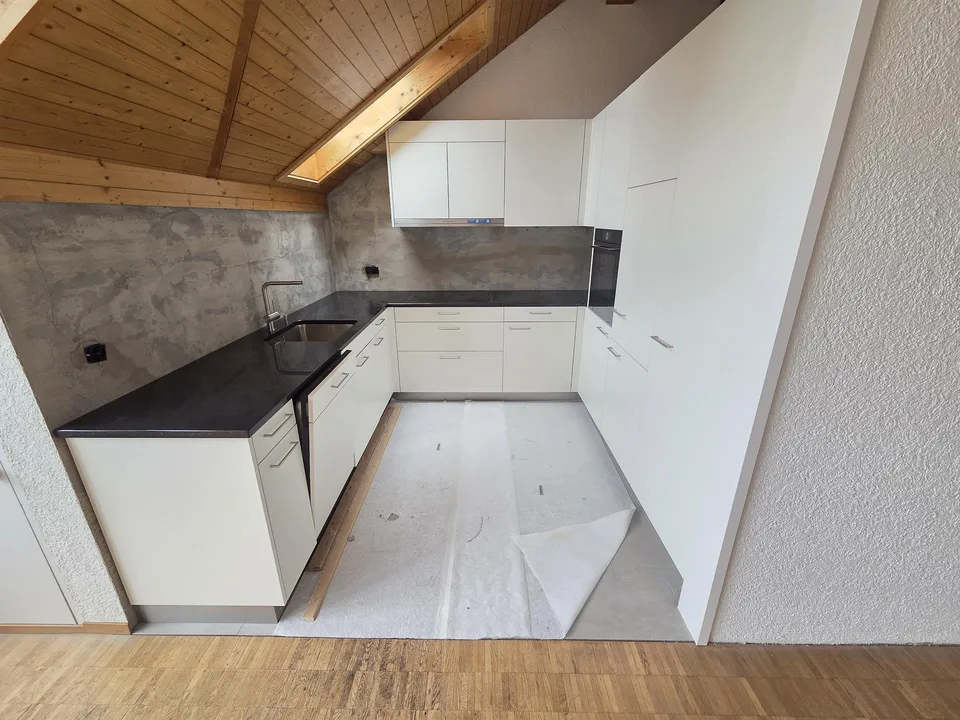 Einmalige, frisch sanierte 4.5-Zimmer-Whg. mit 2 Nasszellen und Che...