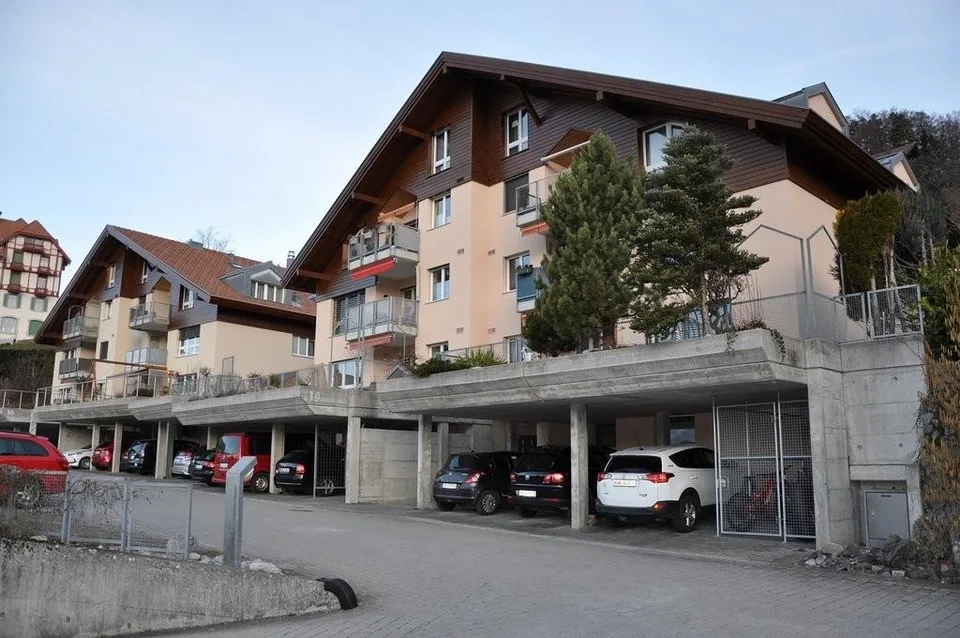 Gedeckter Parkplatz in der Hubelmatt