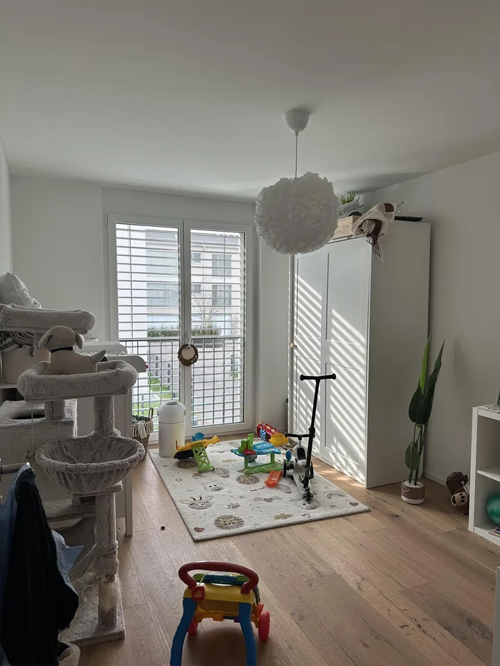 Moderne 4.5-Zimmer-Wohnung im Eigentumsstandard – Foto 6 von 11