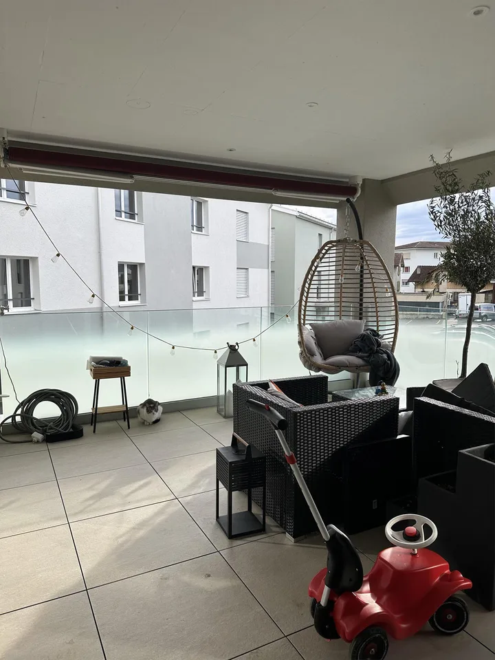 Moderne 4.5-Zimmer-Wohnung im Eigentumsstandard – Foto 11 von 11