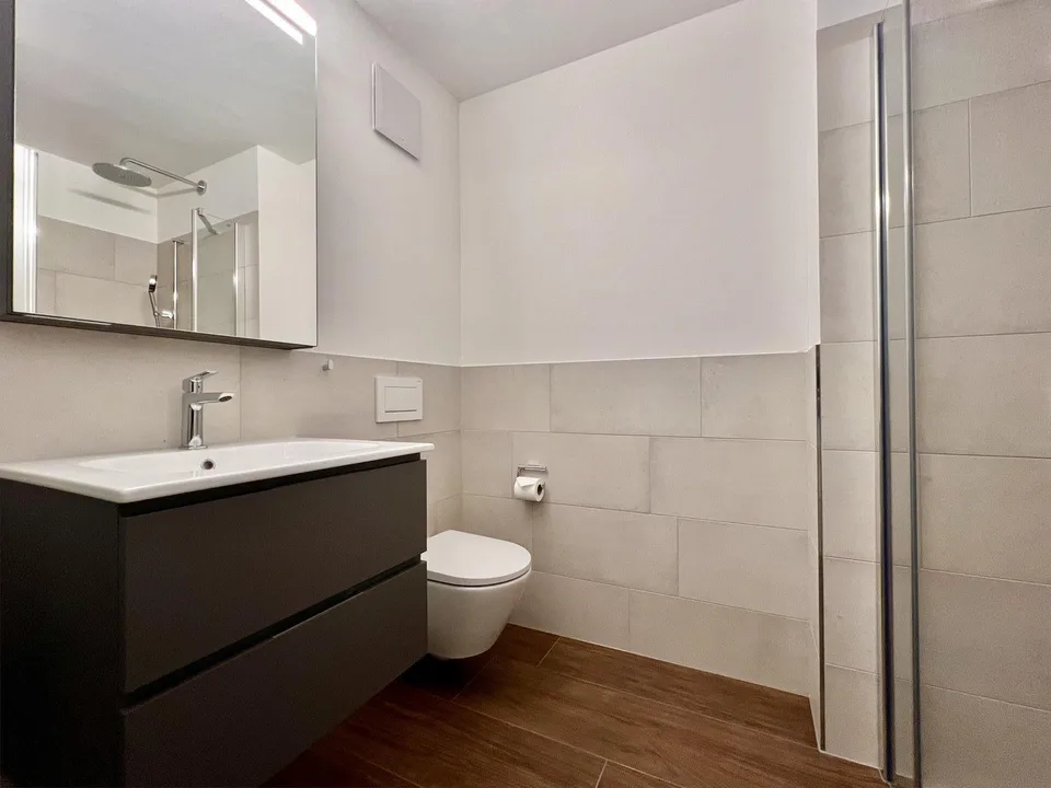 Modernes klimatisiertes Business WG Zimmer (Wallisellen) – photo 6 of 9