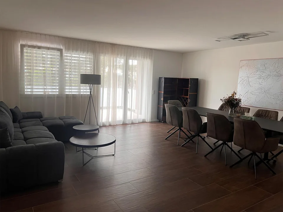 Modernes Business WG Zimmer (Wallisellen)