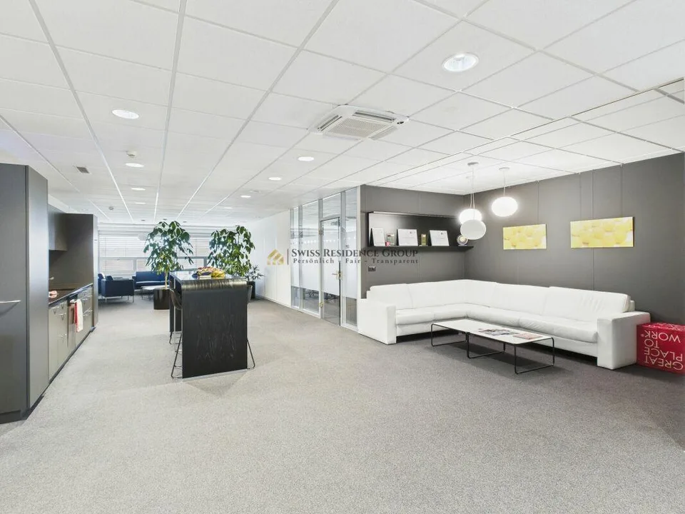 Riedmatt Center - Repräsentative Büroflächen mit optimaler Infrastr...