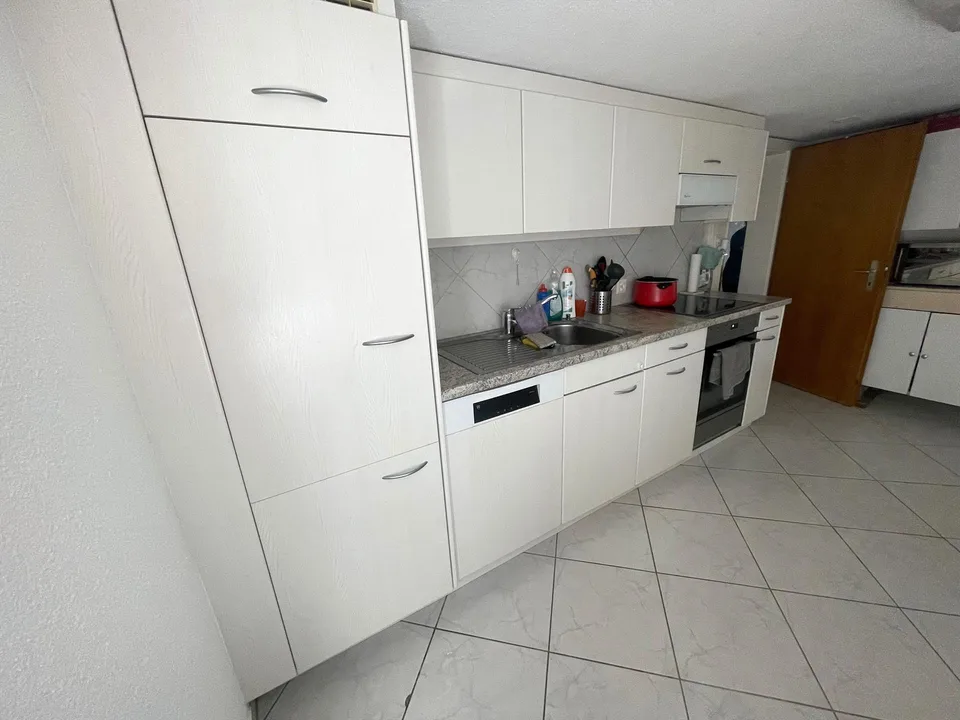 Schöne 5-Zimmer-Wohnung im DG