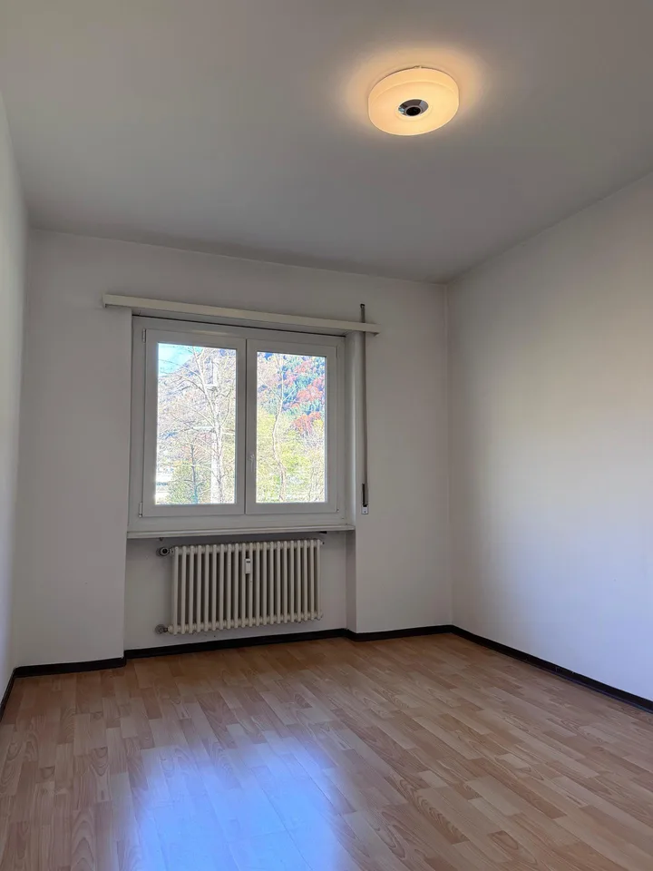 Appartamento 4.5 locali con terrazza ad Osogna – photo 7 of 7
