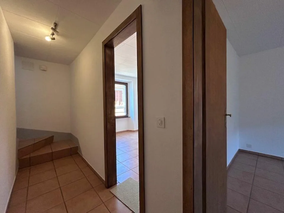 APPARTAMENTO 4.5 LOCALI DUPLEX CON GIARDINO