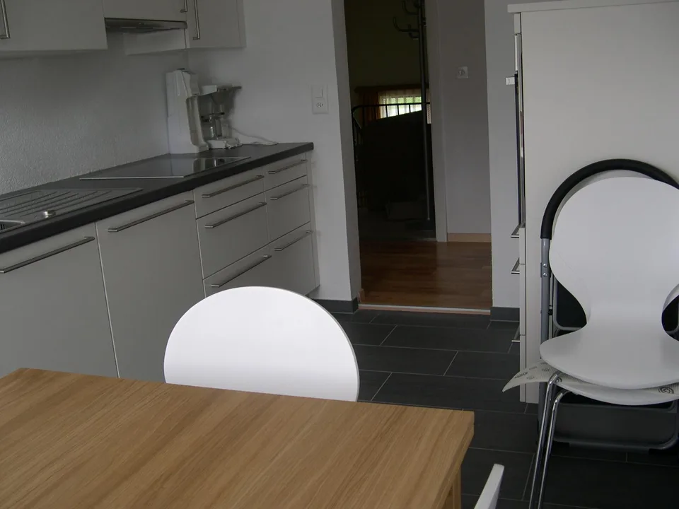 Schöne 3.5 Zimmer Wohnung in Vella, direkt bei der Sesselbahn