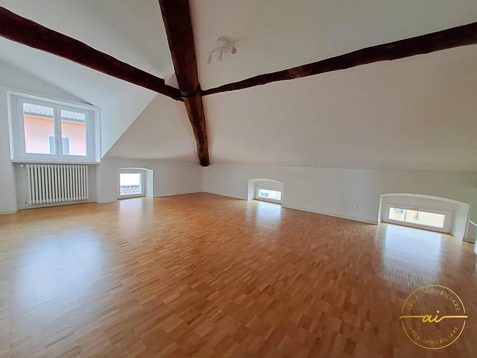 ATTICO MANSARDATO DI 3.5 LOCALI – Foto 6 von 9