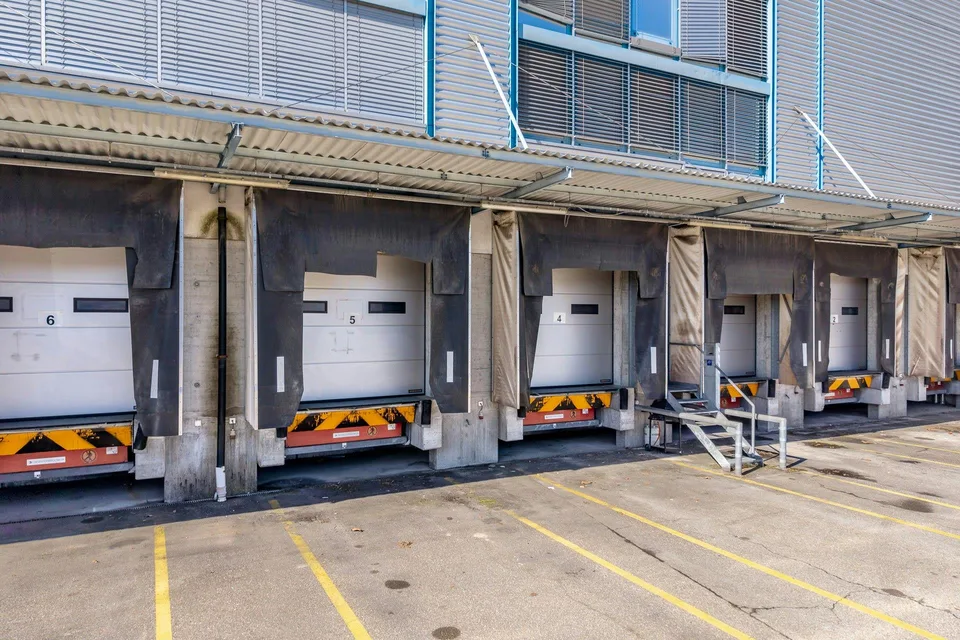 Bis zu 20'000 m2 attraktive Lager- & Logistikflächen - ab 2028 verf... – Foto 7 von 13