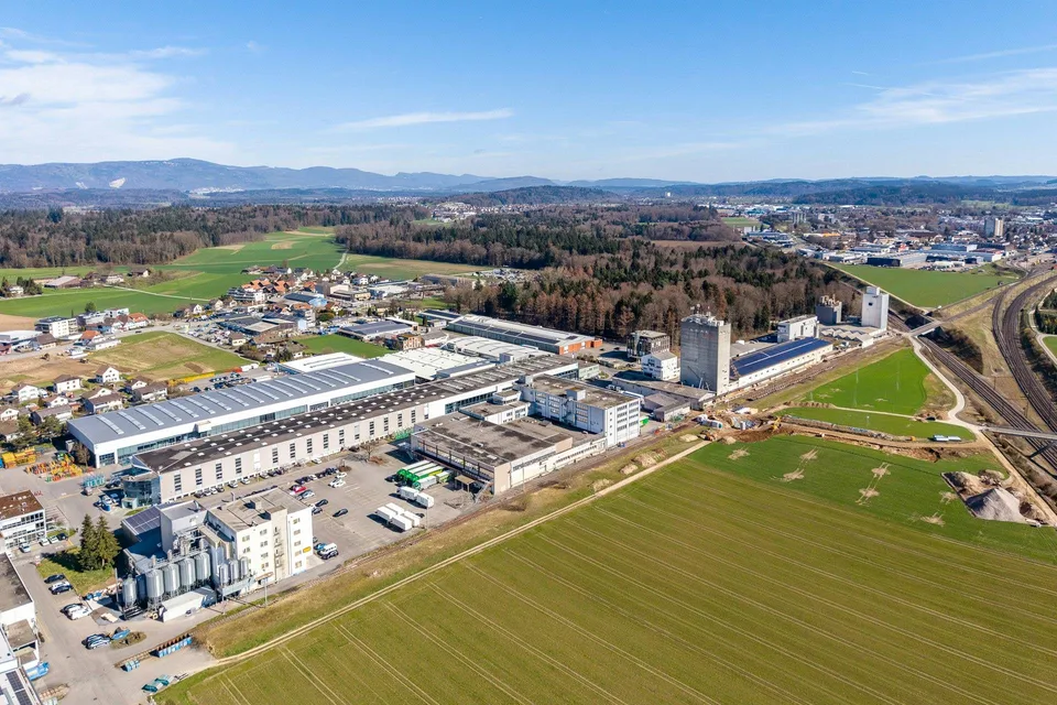 Bis zu 20'000 m2 attraktive Lager- & Logistikflächen - ab 2028 verf...