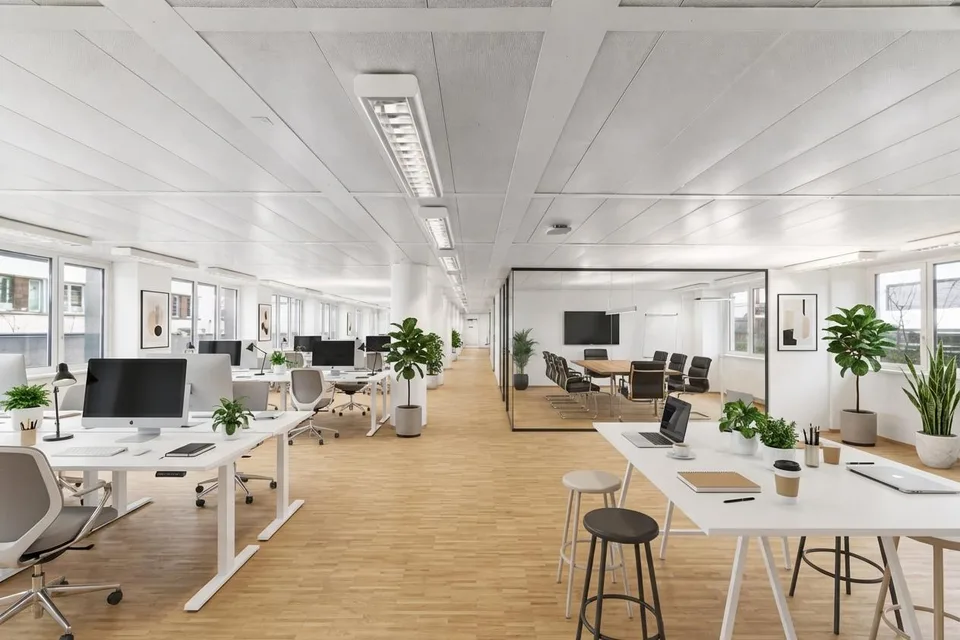 462 m² Bürofläche in Seenähe!