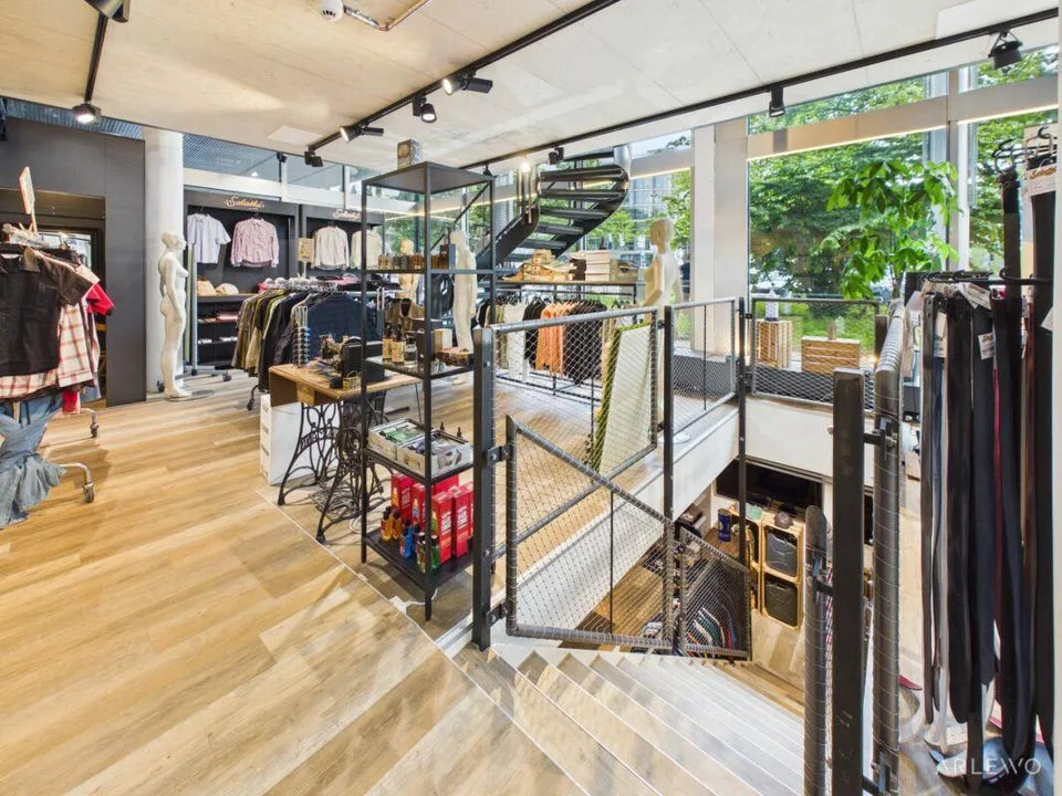 Schaufenster am Pilatusplatz