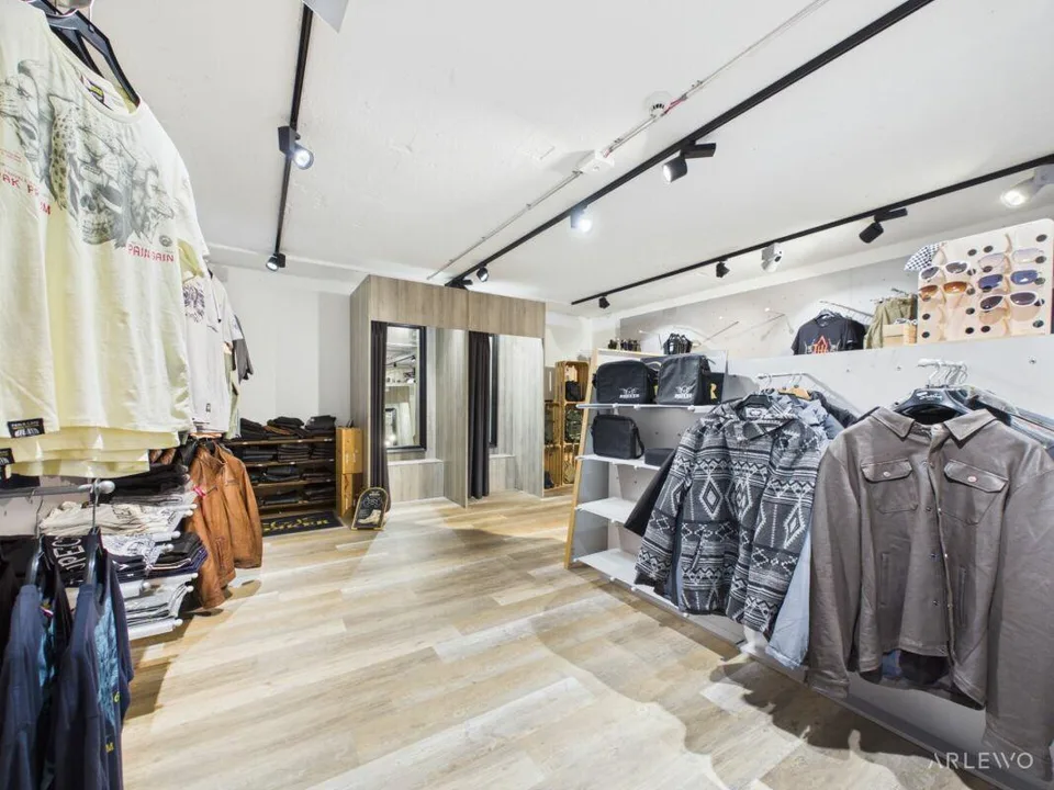 Schaufenster am Pilatusplatz – Foto 11 von 21