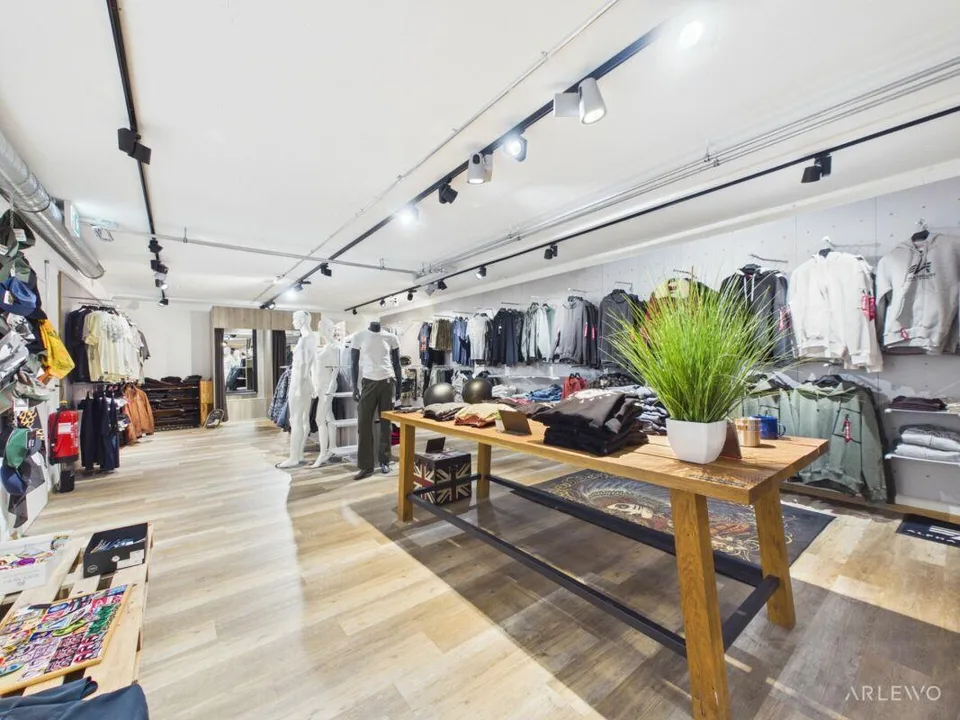Schaufenster am Pilatusplatz – Foto 12 von 21