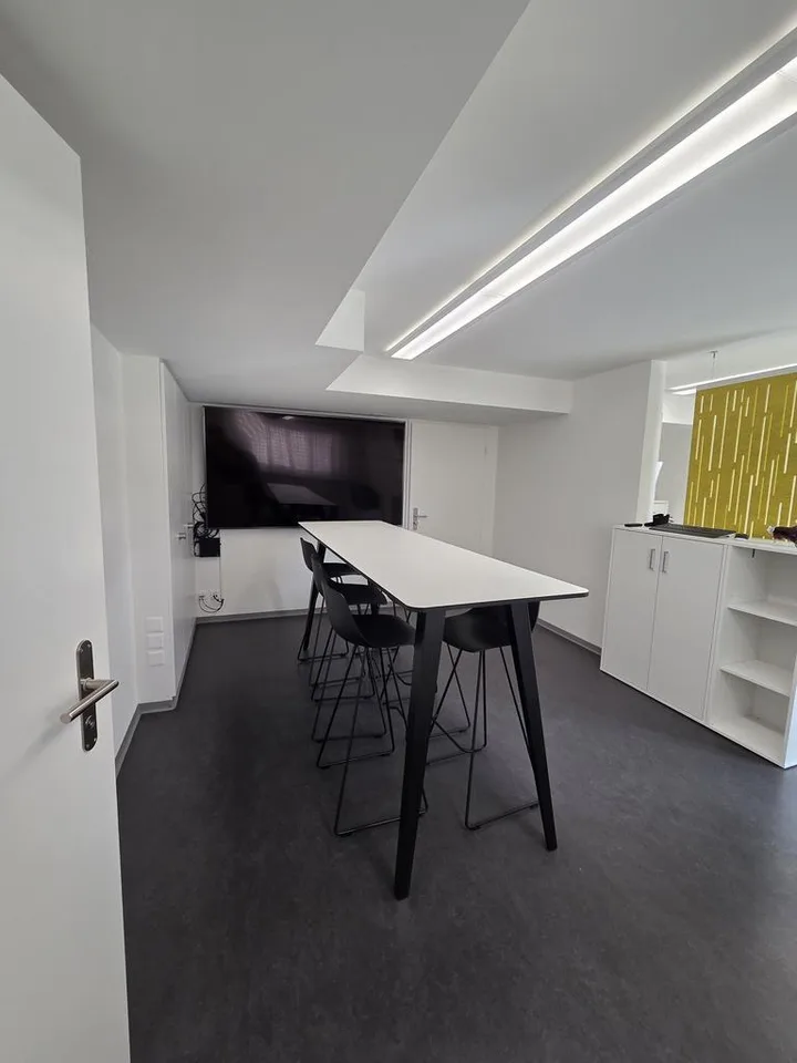 Zentral gelegene Büroräumlichkeiten inklusive Grundausbau – Foto 6 von 6