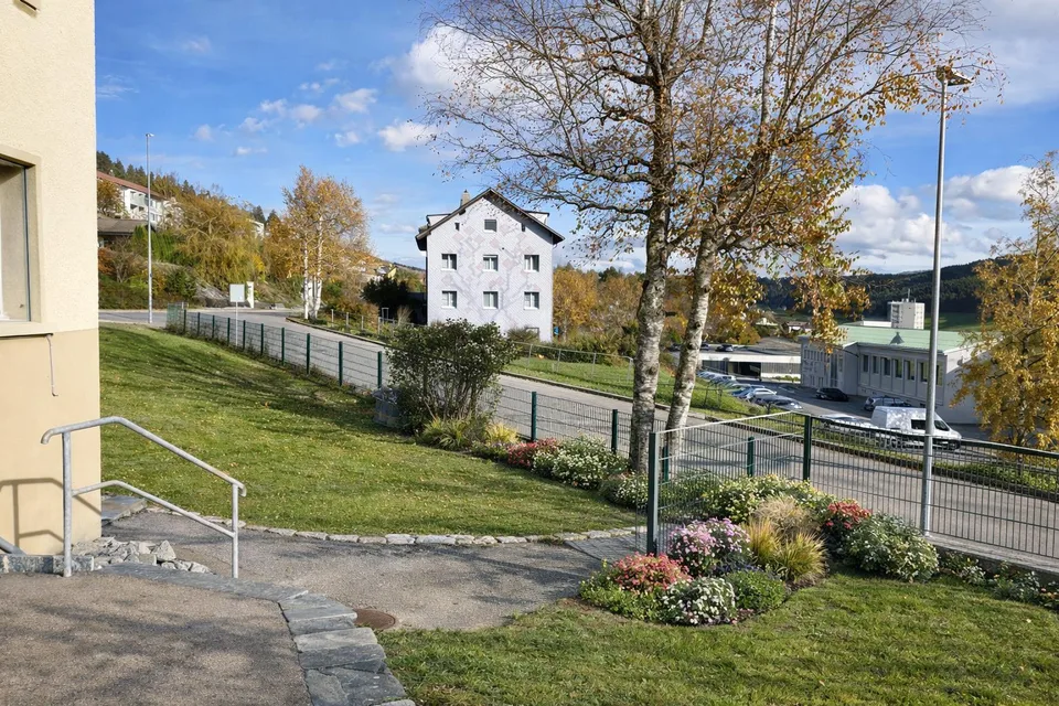 nid d'aigle: appartement au dernier étage dans un quartier calme – Foto 15 von 15