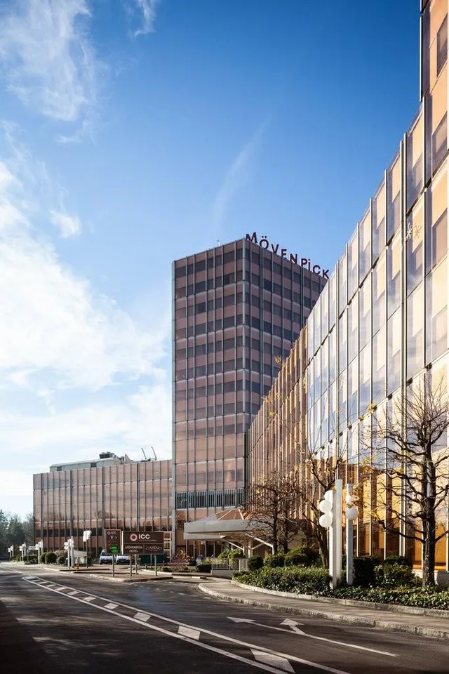 À LOUER 1791 m2 pour école / formation