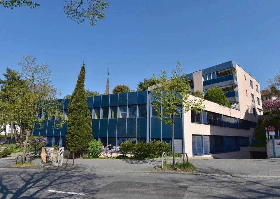 Place de parc intérieure à l'Av. de Montoie 36, Lausanne