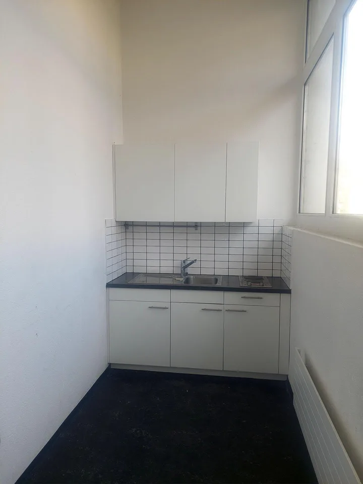 Grosszügige Gewerbefläche im zentralen Burgzentrum zu vermieten! – photo 7 of 10
