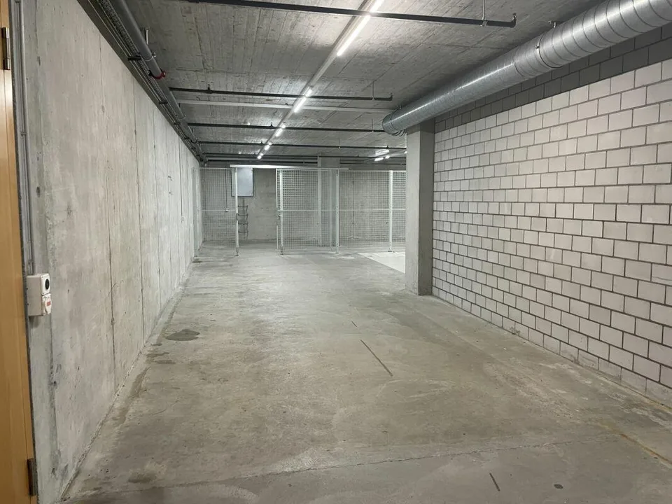 Vielseitig nutzbare, hochwertige Lagerfläche