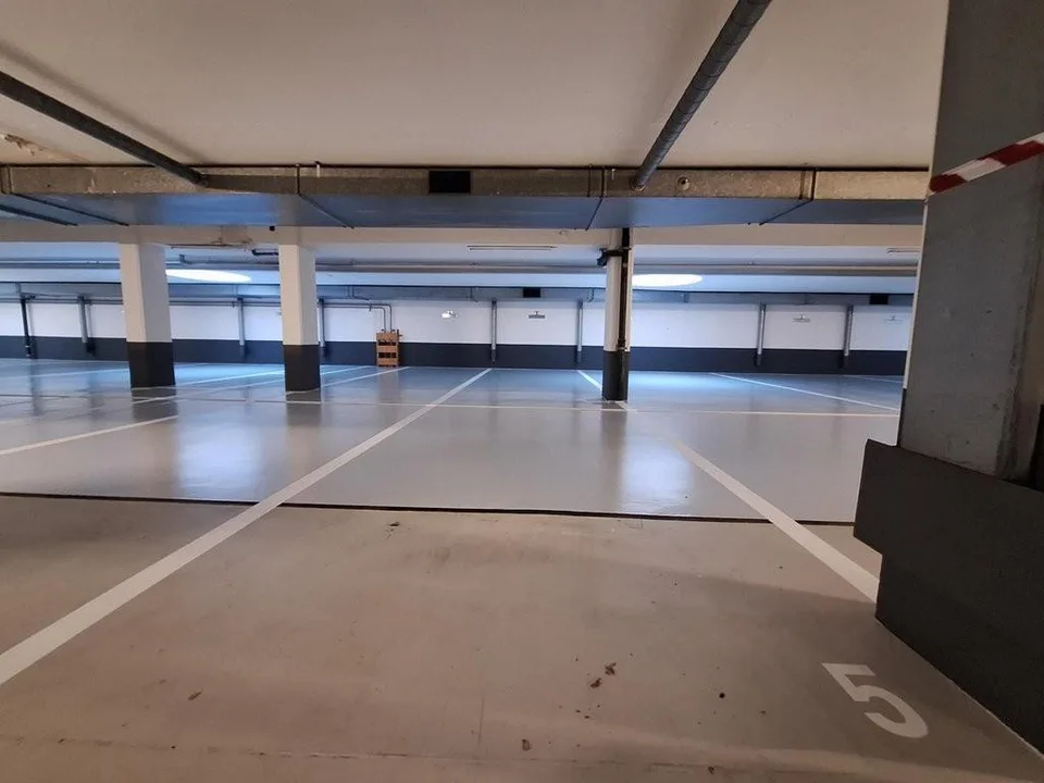 Place de parc intérieure au centre de Lausanne