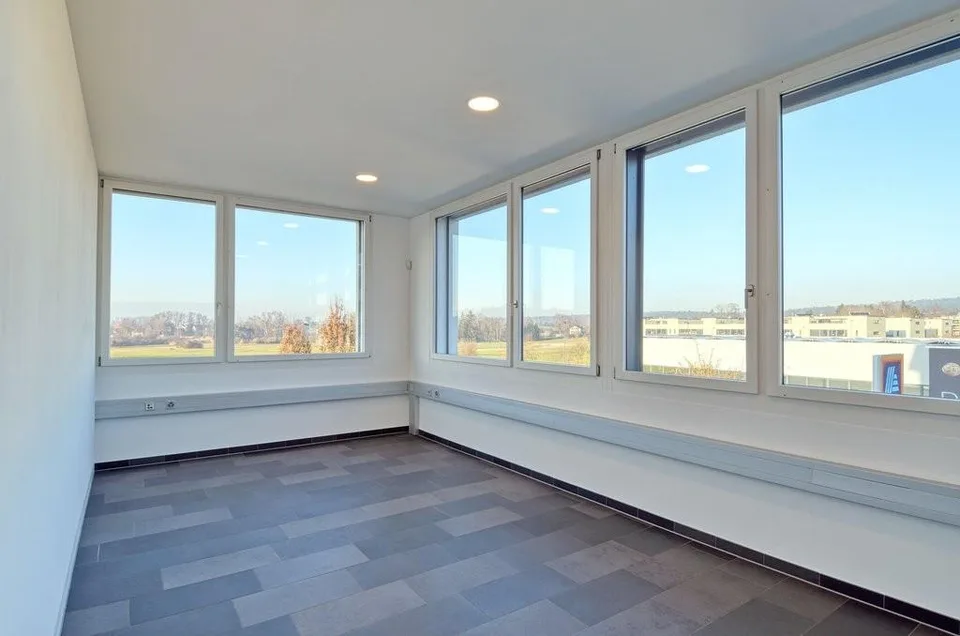 Ihr neuer Firmensitz in Uster wartet!