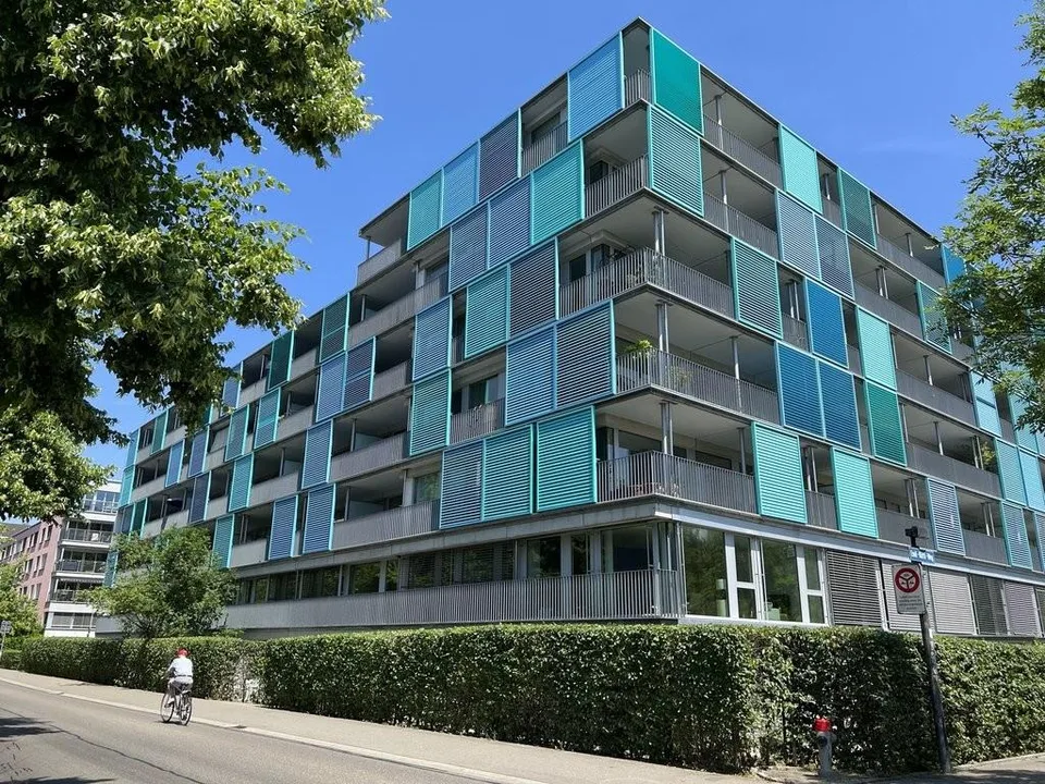 Einen Monat Rent Free - Tiefgaragenplatz im Eschenpark zu vermieten