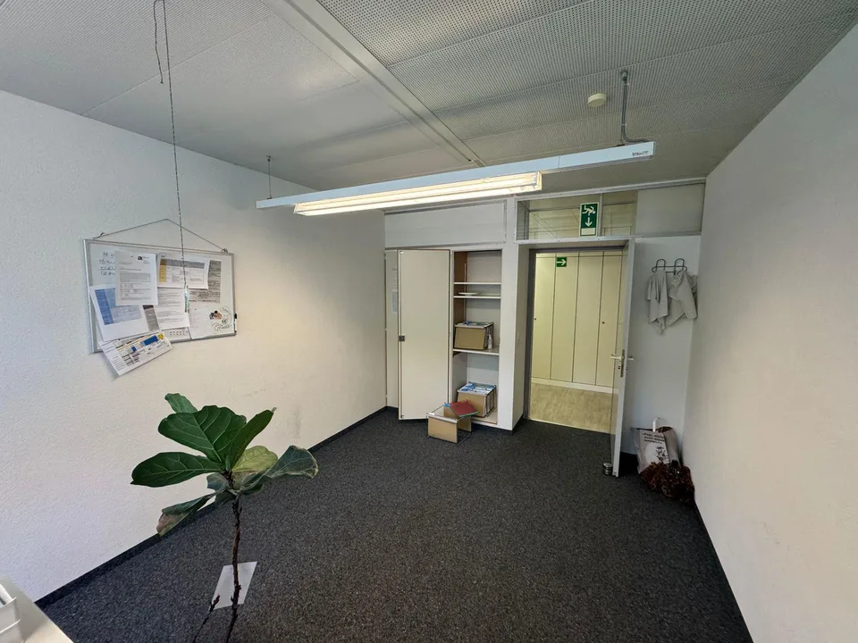 Zentrale Büro- und Gewerbefläche mit Blick auf die Aare – foto 12 di 26