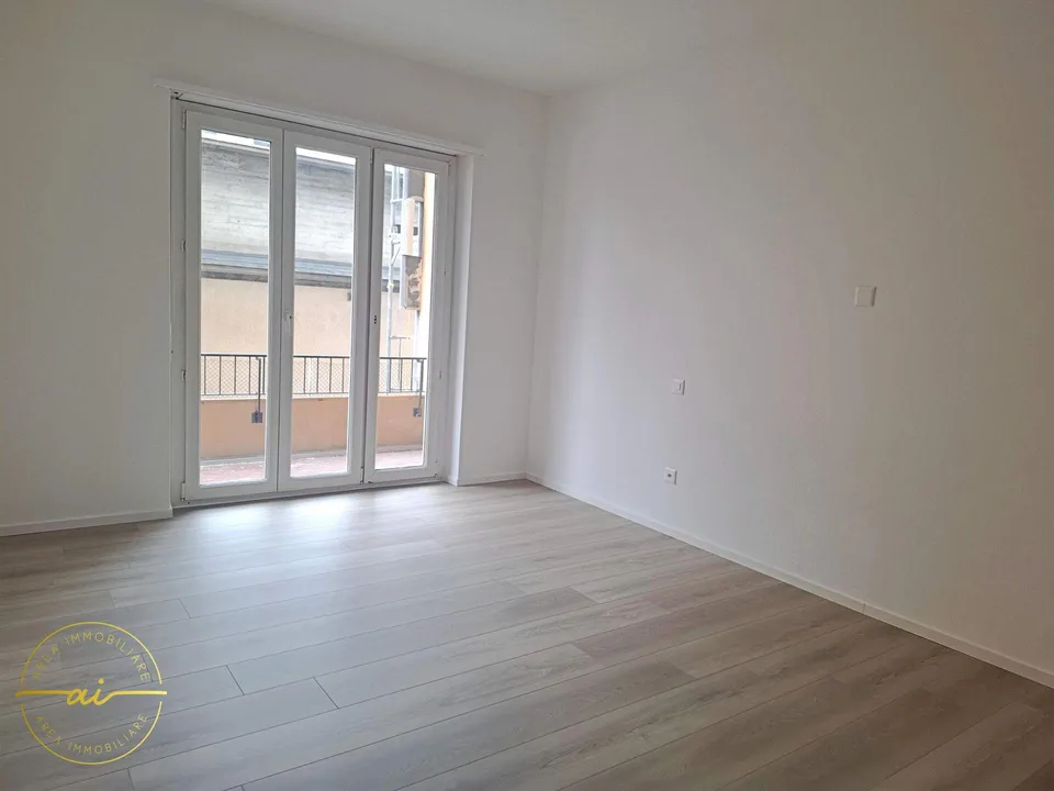 APPARTAMENTO DI 4.5 LOCALI IN ZONA PALAPENZ A CHIASSO