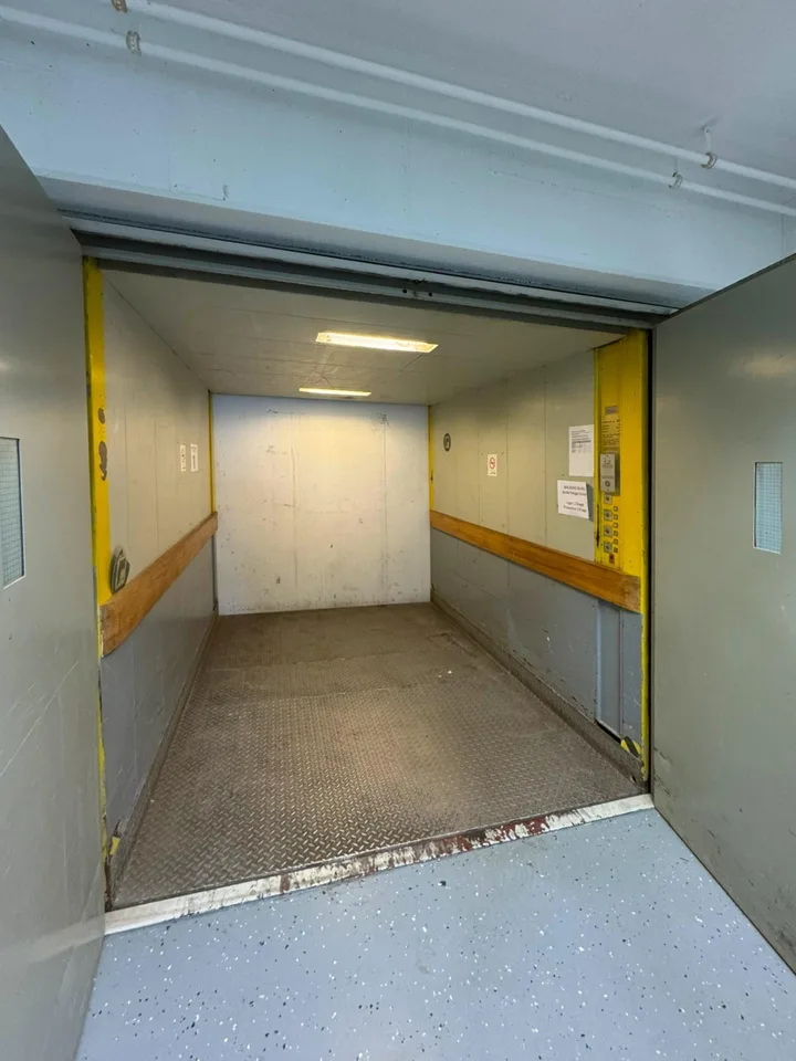 290 m² Gewerbefläche mit Entwicklungspotenzial im Industriegebiet