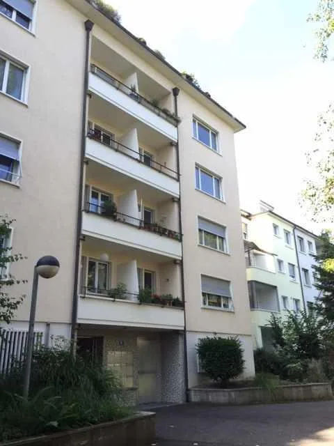 Grosszügige 3-Zimmerwohnung nähe Neubad Tramstation