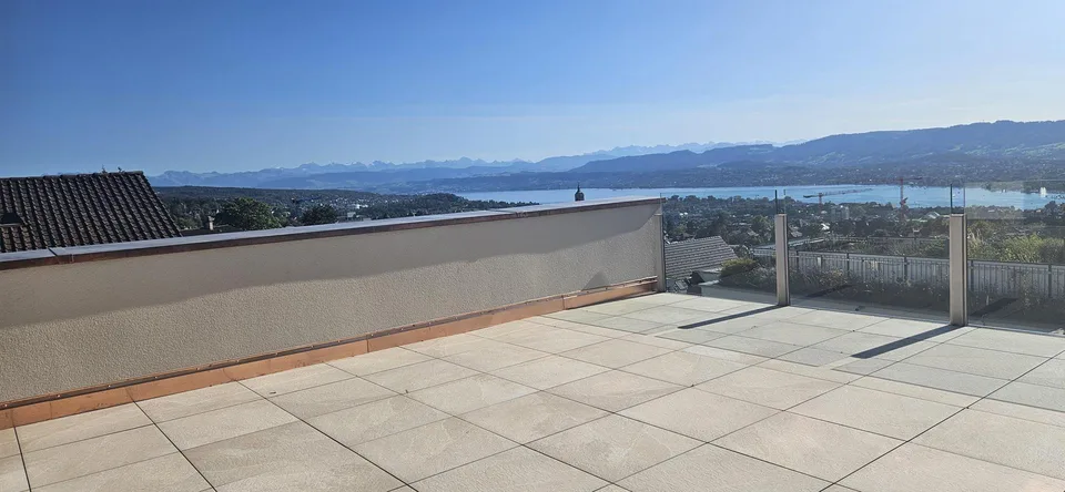 Geniessen Sie ein exklusives Wohnambiente mit einem Weitblick, der ... – Foto 11 von 13