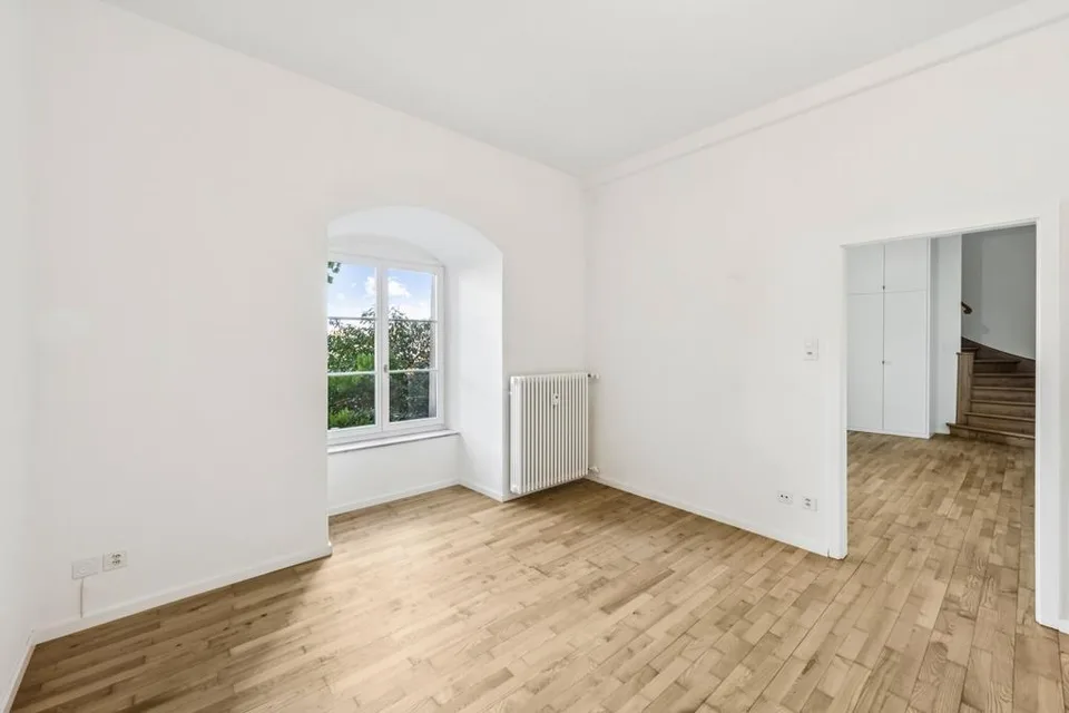 Wohnung im modernen Altbaustil mit Blick auf den Basler Rhein – Foto 9 von 12