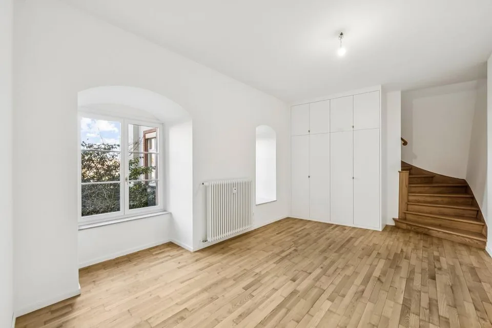 Wohnung im modernen Altbaustil mit Blick auf den Basler Rhein – Foto 7 von 12