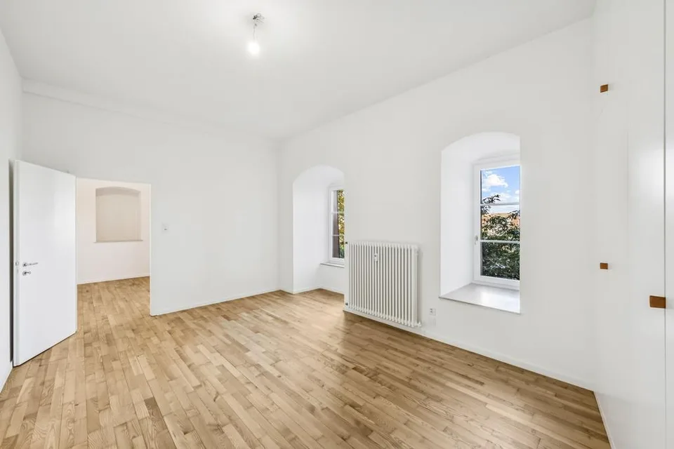Wohnung im modernen Altbaustil mit Blick auf den Basler Rhein – Foto 8 von 12