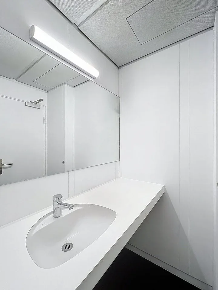 Bureaux rénovés de 161 m2 au 5ème étage