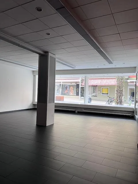 Ladenlokal im Zentrum – Foto 3 von 3